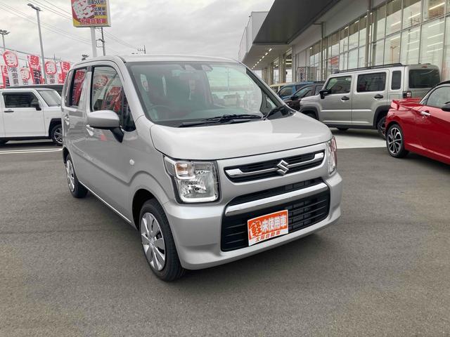 ワゴンＲ 　クリアランスソナー　レーンアシスト　衝突被害軽減システム　オートライト　スマートキー　電動格納ミラー　シートヒーター　ＭＴ　ＥＳＣ　エアコン　パワーステアリング　パワーウィンドウ（13枚目）