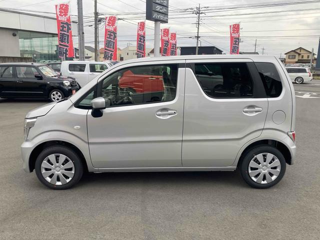 ワゴンＲ 　クリアランスソナー　レーンアシスト　衝突被害軽減システム　オートライト　スマートキー　電動格納ミラー　シートヒーター　ＭＴ　ＥＳＣ　エアコン　パワーステアリング　パワーウィンドウ（18枚目）