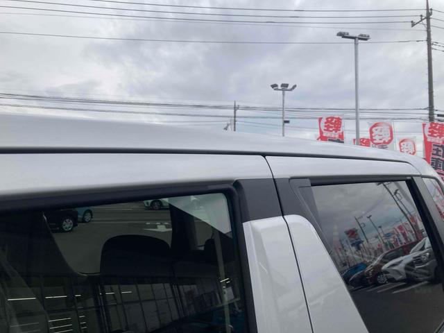 ワゴンＲ 　クリアランスソナー　レーンアシスト　衝突被害軽減システム　オートライト　スマートキー　電動格納ミラー　シートヒーター　ＭＴ　ＥＳＣ　エアコン　パワーステアリング　パワーウィンドウ（21枚目）