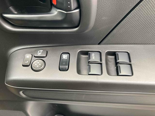 ワゴンＲ 　クリアランスソナー　レーンアシスト　衝突被害軽減システム　オートライト　スマートキー　電動格納ミラー　シートヒーター　ＭＴ　ＥＳＣ　エアコン　パワーウィンドウ（8枚目）