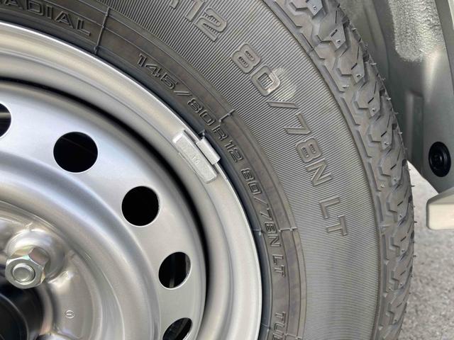 キャリイトラック 　４ＷＤ　ＡＴ　衝突被害軽減システム　クリアランスソナー　レーンアシスト　アイドリングストップ　オートライト　ＥＳＣ　エアコン　パワーステアリング　パワーウィンドウ（16枚目）