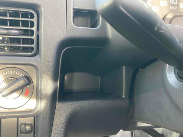 キャリイトラック 　４ＷＤ　ＡＴ　衝突被害軽減システム　クリアランスソナー　レーンアシスト　アイドリングストップ　オートライト　ＥＳＣ　エアコン　パワーステアリング　パワーウィンドウ（34枚目）