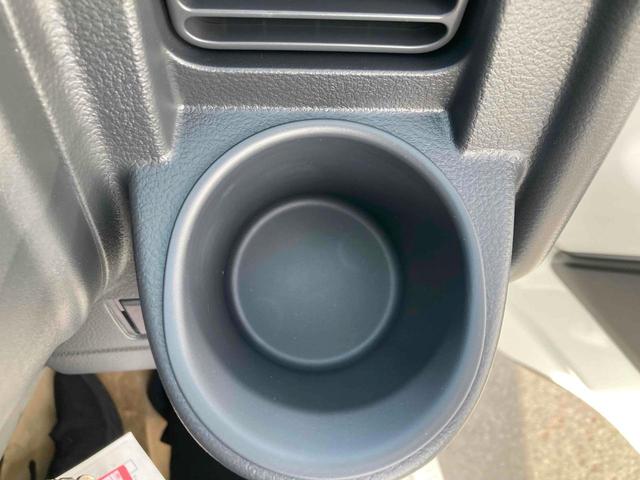 キャリイトラック 　４ＷＤ　ＡＴ　衝突被害軽減システム　クリアランスソナー　レーンアシスト　アイドリングストップ　オートライト　ＥＳＣ　エアコン　パワーステアリング　パワーウィンドウ（37枚目）