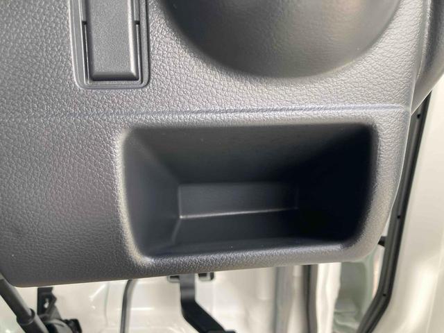 キャリイトラック 　４ＷＤ　ＡＴ　衝突被害軽減システム　クリアランスソナー　レーンアシスト　アイドリングストップ　オートライト　ＥＳＣ　エアコン　パワーステアリング　パワーウィンドウ（39枚目）