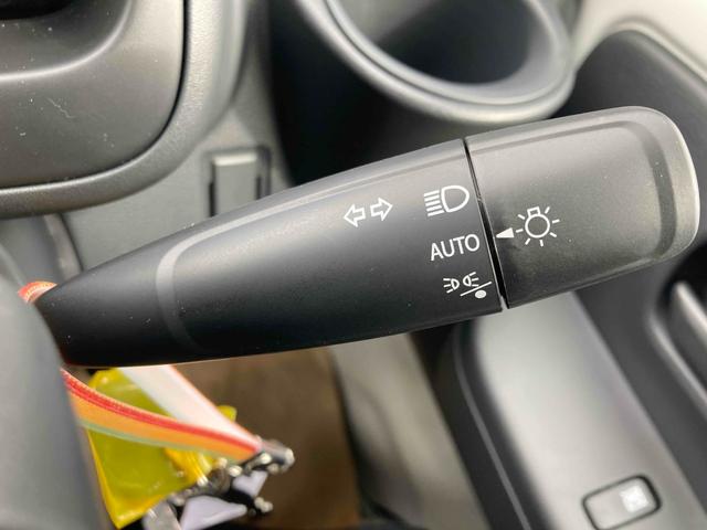 キャリイトラック 　ＭＴ　クリアランスソナー　アイドリングストップ　オートライト　ＥＳＣ　エアコン　パワーステアリング　パワーウィンドウ　運転席エアバッグ　助手席エアバッグ（10枚目）