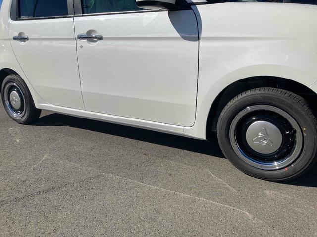 Ｎ－ＯＮＥ 　バックカメラ　クリアランスソナー　レーンアシスト　衝突被害軽減システム　オートライト　スマートキー　アイドリングストップ　電動格納ミラー　ＣＶＴ　ＥＳＣ　ＵＳＢ　エアコン　パワーステアリング（31枚目）