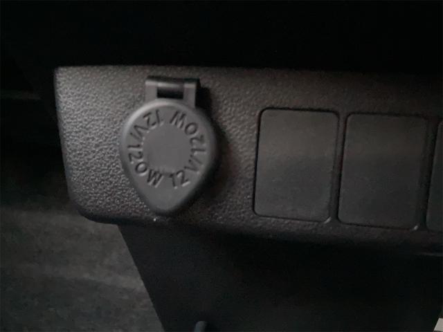 プレオプラス Ｆ　バックカメラ　クリアランスソナー　衝突被害軽減システム　オートマチックハイビーム　オートライト　キーレスエントリー　アイドリングストップ　ＣＶＴ　盗難防止システム　ＡＢＳ　ＥＳＣ　衝突安全ボディ（45枚目）