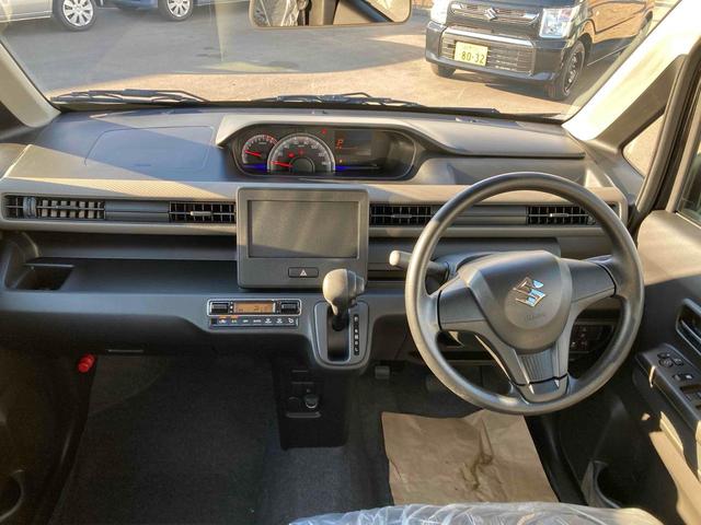 ワゴンＲ ＦＸ　クリアランスソナー　レーンアシスト　衝突被害軽減システム　オートライト　スマートキー　電動格納ミラー　シートヒーター　ベンチシート　ＣＶＴ　盗難防止システム　ＡＢＳ　ＥＳＣ　衝突安全ボディ　エアコン（5枚目）