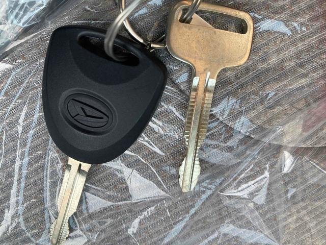 ムーヴ Ｌ　両側スライドドア　クリアランスソナー　衝突被害軽減システム　オートライト　アイドリングストップ　電動格納ミラー　ベンチシート　ＣＶＴ　ＥＳＣ　エアコン　パワーウィンドウ　運転席エアバッグ（11枚目）