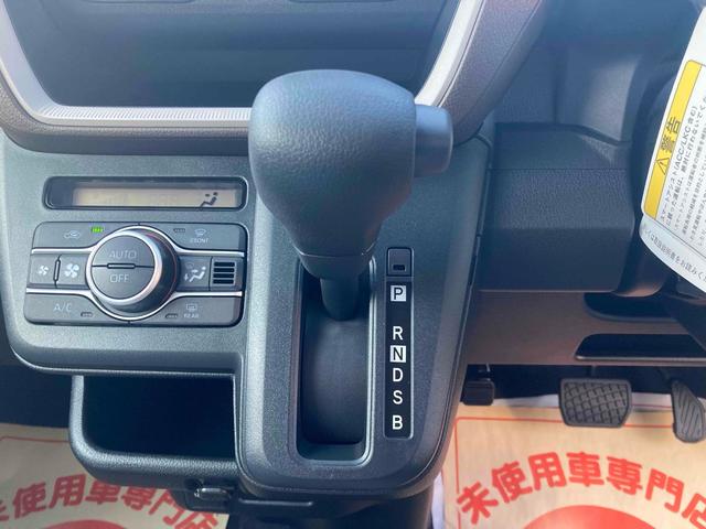 ムーヴ Ｘ　両側スライド・片側電動　クリアランスソナー　衝突被害軽減システム　オートライト　ＬＥＤヘッドランプ　スマートキー　アイドリングストップ　電動格納ミラー　ベンチシート　ＣＶＴ　盗難防止システム　ＡＢＳ（5枚目）