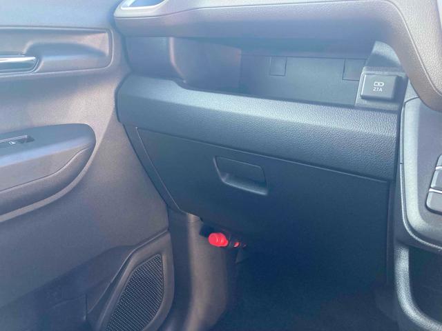 ムーヴ Ｇ　バックカメラ　両側スライド・片側電動　クリアランスソナー　衝突被害軽減システム　オートライト　ＬＥＤヘッドランプ　スマートキー　アイドリングストップ　電動格納ミラー　シートヒーター　ベンチシート（40枚目）