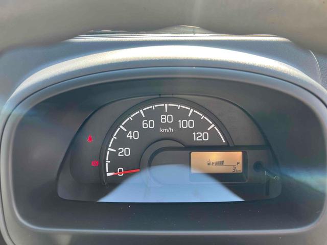 キャリイトラック ＫＣ　軽トラック　三方開　ＭＴ　衝突被害軽減システム　クリアランスソナー　レーンアシスト　アイドリングストップ　オートライト　ＥＳＣ　エアコン　パワーウィンドウ　運転席エアバッグ　助手席エアバッグ（27枚目）