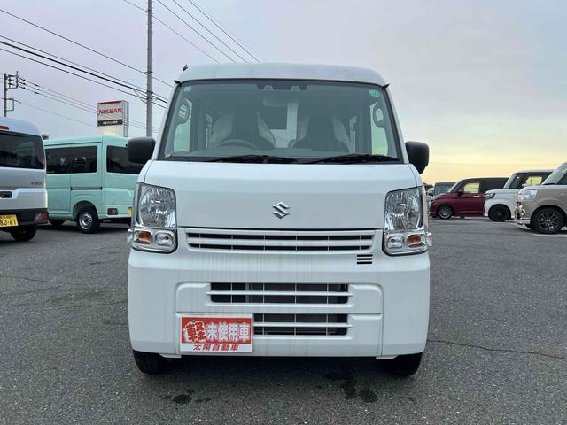 エブリイ ＰＡリミテッド　軽バン　ＣＶＴ　衝突被害軽減システム　クリアランスソナー　レーンアシスト　両側スライドドア　アイドリングストップ　ＥＳＣ　エアコン　パワーステアリング　パワーウィンドウ（13枚目）