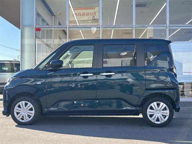 ムーヴ X 届け出済み未使用車 両側スライド・片側電動 クリアランスソナー レーンアシスト 衝突被害軽減システム オートライト LEDヘッドランプ スマートキー アイドリングストップ 電動格納ミラー ベンチシート(17枚目)