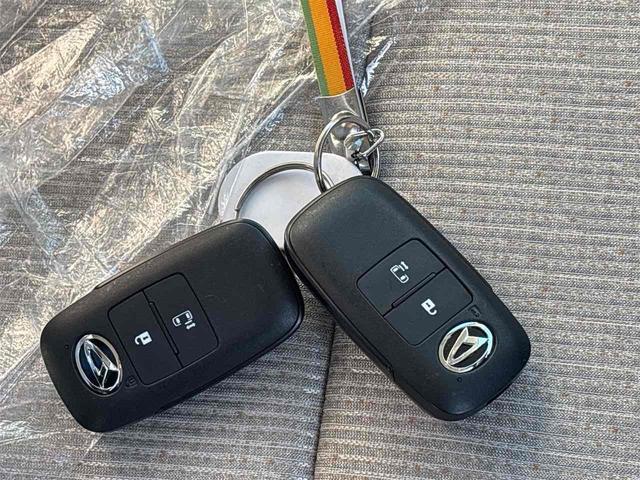 ムーヴ X 届け出済み未使用車 両側スライド・片側電動 クリアランスソナー レーンアシスト 衝突被害軽減システム オートライト LEDヘッドランプ スマートキー アイドリングストップ 電動格納ミラー ベンチシート(22枚目)