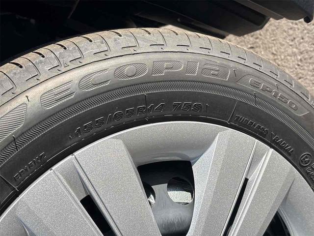 ムーヴ X 届け出済み未使用車 両側スライド・片側電動 クリアランスソナー レーンアシスト 衝突被害軽減システム オートライト LEDヘッドランプ スマートキー アイドリングストップ 電動格納ミラー ベンチシート(34枚目)