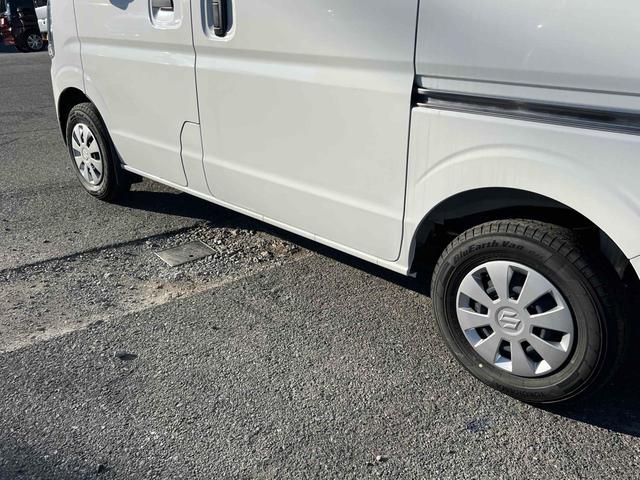 エブリイ PC CVT 衝突被害軽減システム クリアランスソナー レーンアシスト 両側スライドドア アイドリングストップ 電動格納ミラー シートヒーター オートライト ESC エアコン パワーステアリング(12枚目)