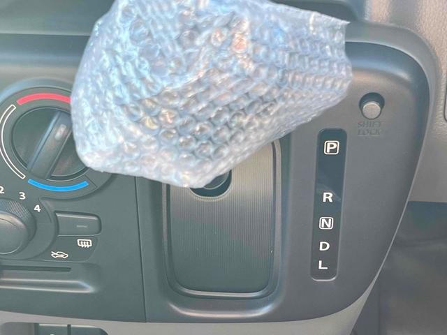 エブリイ PC 両側スライドドア クリアランスソナー レーンアシスト 衝突被害軽減システム オートライト スマートキー アイドリングストップ 電動格納ミラー シートヒーター CVT ESC エアコン(4枚目)