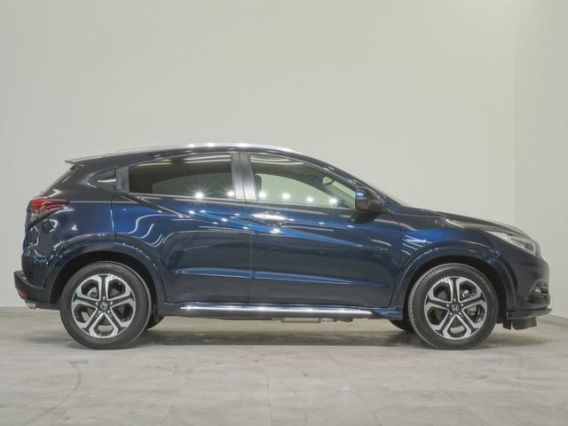 ヴェゼル ハイブリッドZ・ホンダセンシング インターナビシートヒーターLEDオートライトサイドエアバッグサイドカーテンエアバッグアダプティブクルーズコントロールレーンキープアシストルーフレール レーダーサポート Pセンサー DVD再生機能(7枚目)