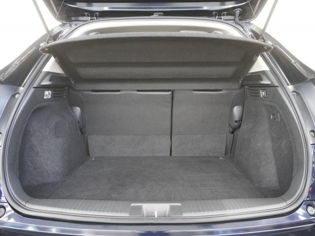 ヴェゼル ハイブリッドZ・ホンダセンシング インターナビシートヒーターLEDオートライトサイドエアバッグサイドカーテンエアバッグアダプティブクルーズコントロールレーンキープアシストルーフレール レーダーサポート Pセンサー DVD再生機能(12枚目)