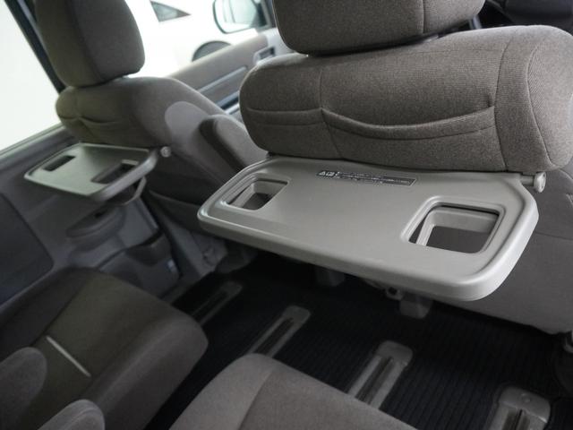 ステップワゴン Ｇ　ワンオーナー　ストラーダナビ　バックカメラ　アルパインフリップダウンモニター　電動スライドドアトリプルゾーンコントロールエアコンクルーズコントロール　キーレス　スマートキー＆プッシュスタート　フルセグ（30枚目）