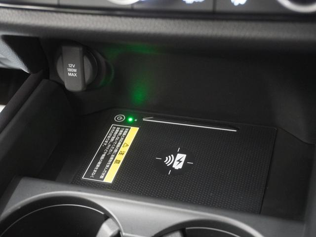 �Z���^�[�R���\�[���g���[�̓��C�����X�[�d��i�p���i�`�[�j�K�i�j�ƂȂ��Ă���A�Ή��@���u���Ă��������ŏ[�d�\�ł��B