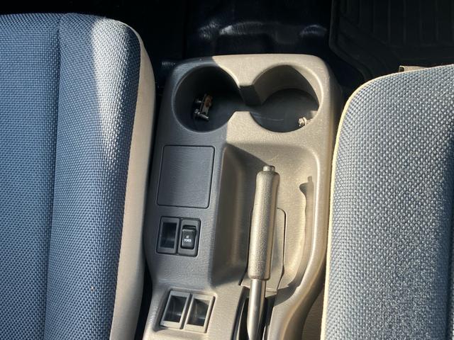 サンバーバン トランスポーター　ＥＴＣ　タイベル交換済み　集中ドアロック　エアコン（27枚目）