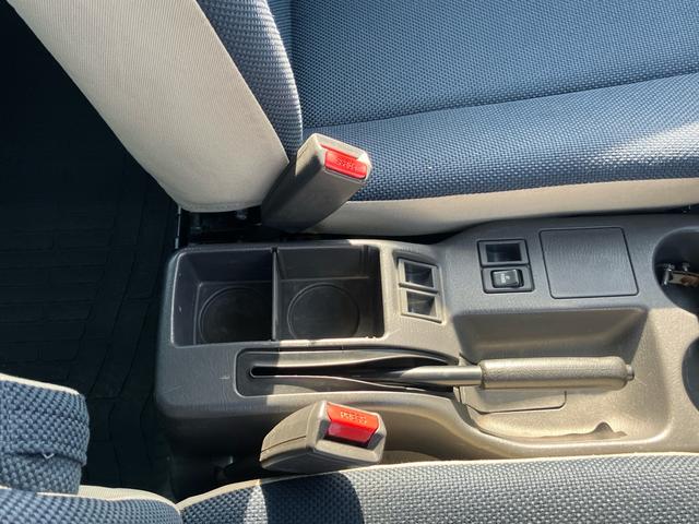 サンバーバン トランスポーター　ＥＴＣ　タイベル交換済み　集中ドアロック　エアコン（30枚目）