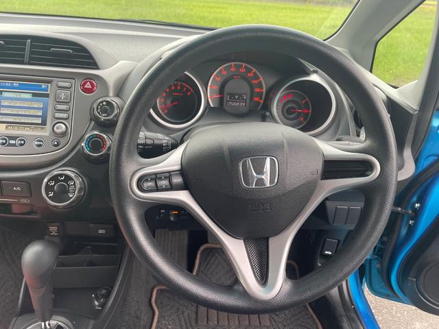 フィット Ｇスマートセレクション　ＮＡＶＩ　ＴＶ　ＥＴＣ（16枚目）