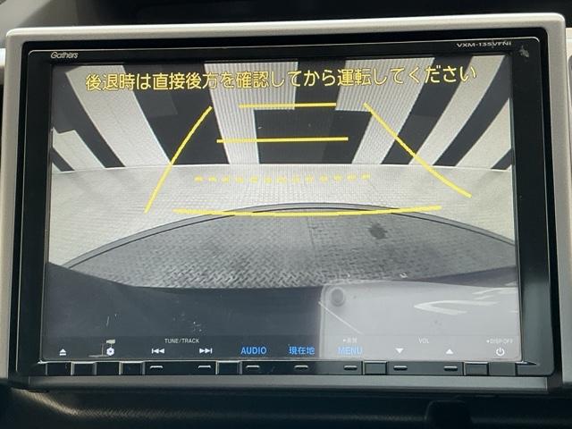 ステップワゴンスパーダ Zクールスピリット ホンダ認定中古車 純正ナビ 両側電動 バックカメ キーフリー ナビTV 横滑防止 DVD視聴可能 フルオートエアコン パワーウインドウ Aクルーズ USB入力 三列シート 運転席エアバック パワステ(7枚目)