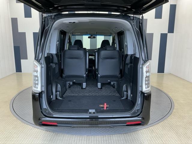 ステップワゴンスパーダ Zクールスピリット ホンダ認定中古車 純正ナビ 両側電動 バックカメ キーフリー ナビTV 横滑防止 DVD視聴可能 フルオートエアコン パワーウインドウ Aクルーズ USB入力 三列シート 運転席エアバック パワステ(20枚目)