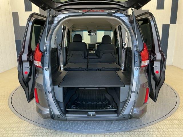 フリード+ G・ホンダセンシング ホンダ認定中古車 両側電動 バックカメラ プリクラッシュ Bモニター 両側オートスライドドア パワーウインド スマートキー 両席エアバック PS アイドリングS 盗難警報装置 クルコン 横滑り防止機能(20枚目)