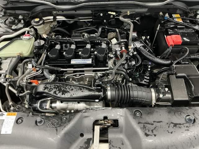 シビック セダン ホンダ認定中古車 純正ドラレコ前 LED サイドエアバッグ DVD視聴可能 横滑り防止装置 USB 地デジTV リアカメラ クルーズコントロール アイドリングストップ スマキー 前席シートヒーター(22枚目)