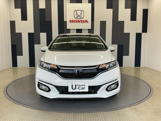 フィットハイブリッド Ｌホンダセンシング　ＬＥＤヘッドライト　バックカメラ　ＥＴＣ　軽減ブレーキ　Ｒカメ　サイドＳＲＳ　横滑り防止　フルセグテレビ　記録簿　ナビＴＶ　パワーステアリング　盗難防止装置　オートクルーズ　ＤＶＤ再生　ＡＢＳ（22枚目）