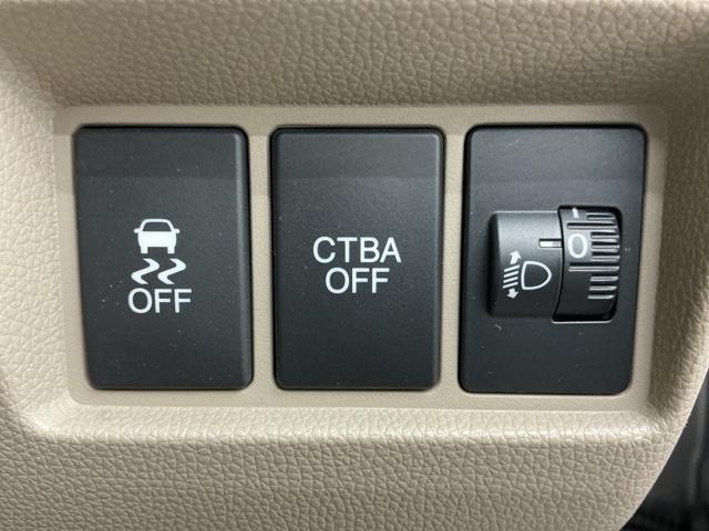 N-WGN C ホンダ認定中古車 衝突軽減ブレーキ 衝突被害軽減システム 助手席エアバッグ ECON エアバッグ 横滑り防止 記録簿 パワーウインドウ フルオートエアコン 盗難防止システム パワーステアリング ABS(6枚目)