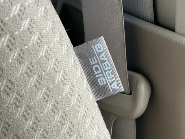 N-WGN C ホンダ認定中古車 衝突軽減ブレーキ 衝突被害軽減システム 助手席エアバッグ ECON エアバッグ 横滑り防止 記録簿 パワーウインドウ フルオートエアコン 盗難防止システム パワーステアリング ABS(9枚目)