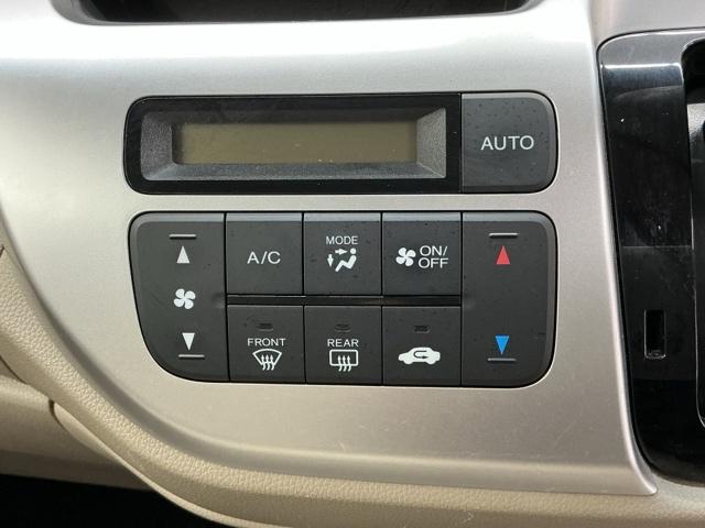 N-WGN C ホンダ認定中古車 衝突軽減ブレーキ 衝突被害軽減システム 助手席エアバッグ ECON エアバッグ 横滑り防止 記録簿 パワーウインドウ フルオートエアコン 盗難防止システム パワーステアリング ABS(10枚目)