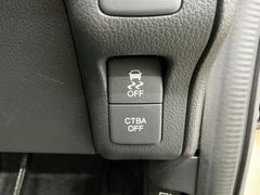 �֤������֤γ�¦���Ĥ�������¦�ش���������ꤹ���ư���ɻߤ����ꤷ�����Ԥ򥵥ݡ��Ȥ��벣����ɻ����֡��֥졼�����������Ԥ���®���ƾ����ﳲ��ڸ�������ͷڸ��֥졼���դ��Ǥ��� 3