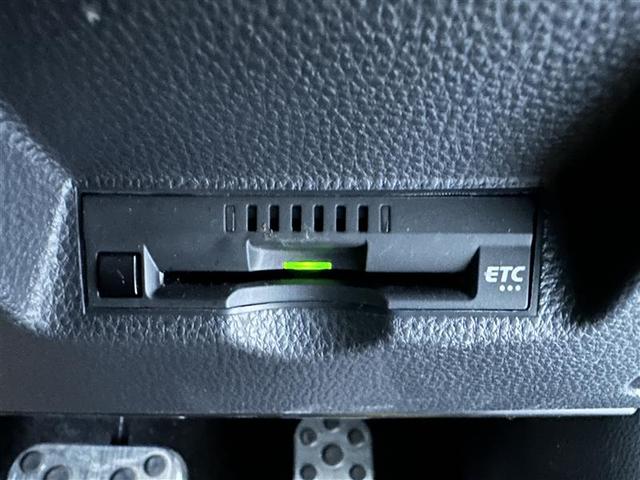 ヤリス Ｇ　点検記録簿　Ｂカメラ　エアコン　スマートキー＆プッシュスタート　ドライブレコーダー　ＬＥＤヘッド　イモビ　横滑り防止システム　クルーズＣ　アルミホイール　ＡＢＳ　パワーウィンドウ　１オーナー（15枚目）