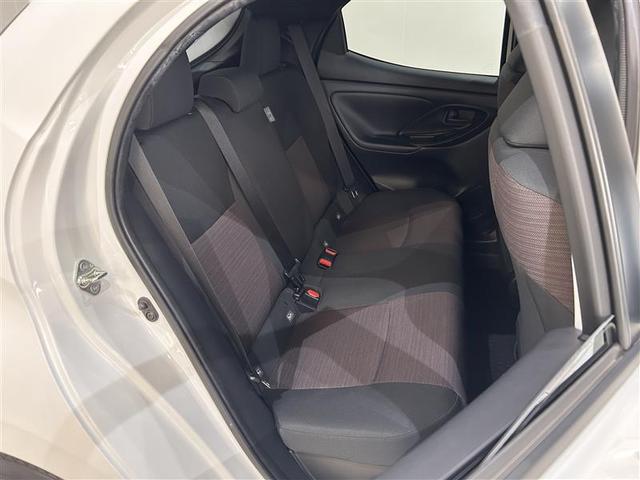 ヤリス ハイブリッドG LEDライト フルセグTV サイドエアバッグ スマートキ Bモニター 横滑り防止装置 クルコン セキュリティアラーム メディアプレイヤー接続 パワステ 点検記録簿 メモリーナビゲーション キーフリー(10枚目)