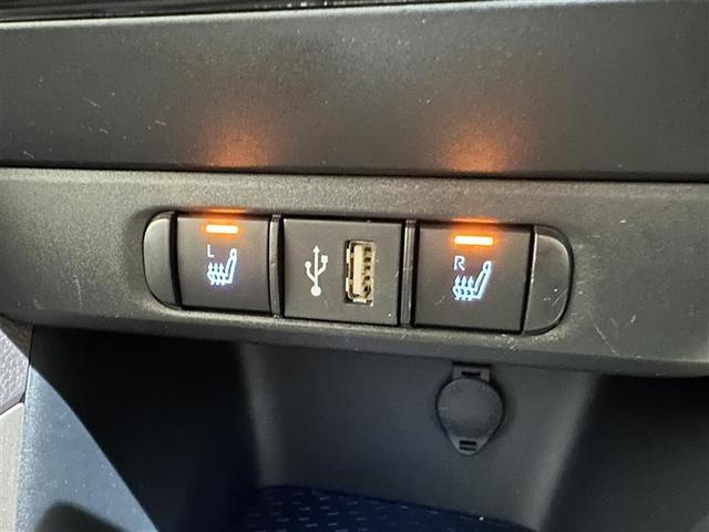 ヤリス ハイブリッドＧ　ＬＥＤライト　スマートキ　ナビ　Ｂモニター　横滑り防止装置　クルコン　セキュリティアラーム　メディアプレイヤー接続　パワステ　点検記録簿　メモリーナビゲーション　キーフリー　オートエアコン　ＡＢＳ（14枚目）