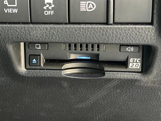 ハリアーハイブリッド Ｚ　レザーパッケージ　ナビＴＶ　ＬＥＤライト　本革　エアコン　横滑り防止　クルーズコントロール　Ｐシート　メディアプレイヤー接続　キーレスエントリー　フルセグテレビ　１オーナー　４ＷＤ　ＥＴＣ　ＡＢＳ　エアバッグ　Ｒカメラ（15枚目）