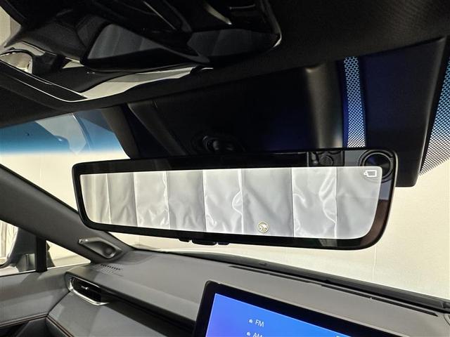 ハリアー Ｚ　盗難防止　運転席パワーシート　地デジ　横滑防止装置　リアビューカメラ　ヘッドライトＬＥＤ　アルミホイール　点検記録簿　Ｗエアバッグ　キーレス　スマートキ－　サイドエアバッグ　エアコン　ナビ＆ＴＶ（14枚目）