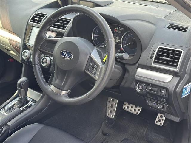 インプレッサスポーツ 1.6i-Sアイサイト アクセスキー メモリナビ Aストップ アルミホイール エアバッグ 衝突軽減ブレーキ DVD再生 ナビTV AAC VDC 4WD フルセグTV オートクルーズコントロール 助手席エアバック キーレス(8枚目)