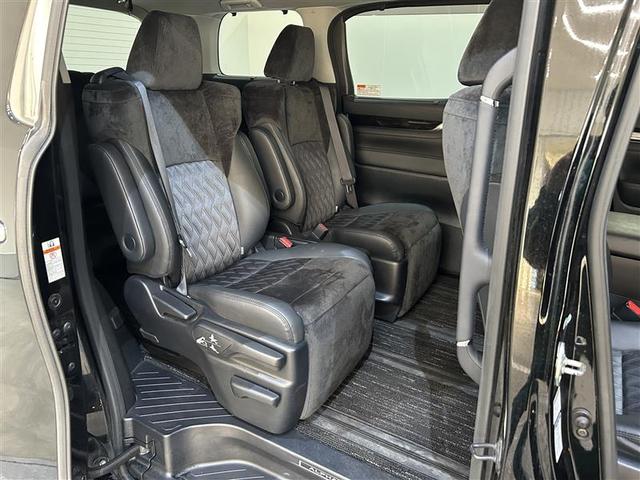 アルファードハイブリッド ＳＲ　エアコン　１オ－ナ－　地デジ　両電動ドア　ＬＥＤライト　キーレス　ＥＴＣ車載器　メモリナビ　Ｂカメラ　盗難防止　エアバッグ　３列シート　ＤＶＤ再生　４ＷＤ　ナビ＆ＴＶ　デュアルエアバック　アルミ（10枚目）