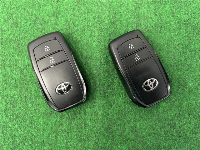 アクア Ｇ　ワンオーナ　ＶＳＣ　衝突軽減ブレーキ　メモリナビ　バックモニター　ＬＥＤ　クルーズコントロール　スマートキー　ＥＴＣ車載器　ＡＣ１００Ｖ　フルセグＴＶ　ナビＴＶ　パワーウィンドウ　イモビライザー　ＰＳ（8枚目）