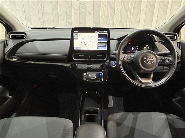 アクア Ｇ　ワンオーナ　ＶＳＣ　衝突軽減ブレーキ　メモリナビ　バックモニター　ＬＥＤ　クルーズコントロール　スマートキー　ＥＴＣ車載器　ＡＣ１００Ｖ　フルセグＴＶ　ナビＴＶ　パワーウィンドウ　イモビライザー　ＰＳ（11枚目）