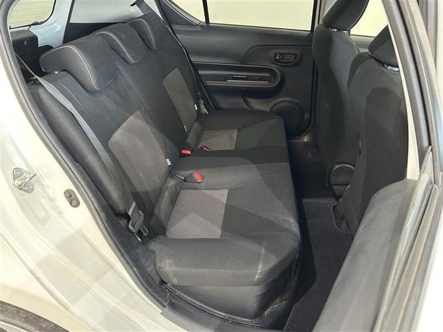 アクア Ｓスタイルブラック　ＡＵＸ端子　記録簿あり　バックモニタ－　ナビＴＶ　イモビライザー　ＬＥＤライト　スマートキープッシュスタート　ＥＴＣ付き　Ｗエアバッグ　キーフリ　メモリーナビゲーション　横滑り防止装置付き　１セグ（10枚目）