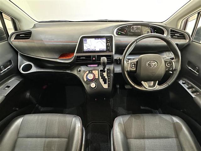 シエンタ ハイブリッドG クエロ キーフリーシステム 地デジ 盗難防止システム スマートエントリー バックガイドモニター LEDヘッドライト VSC オートエアコン 助手席エアバッグ 1オーナー 整備記録簿 ETC メモリナビ アルミ(8枚目)