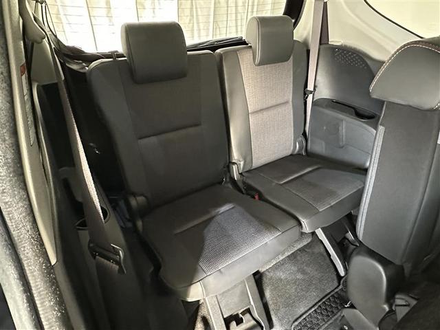 シエンタ ハイブリッドG クエロ キーフリーシステム 地デジ 盗難防止システム スマートエントリー バックガイドモニター LEDヘッドライト VSC オートエアコン 助手席エアバッグ 1オーナー 整備記録簿 ETC メモリナビ アルミ(11枚目)